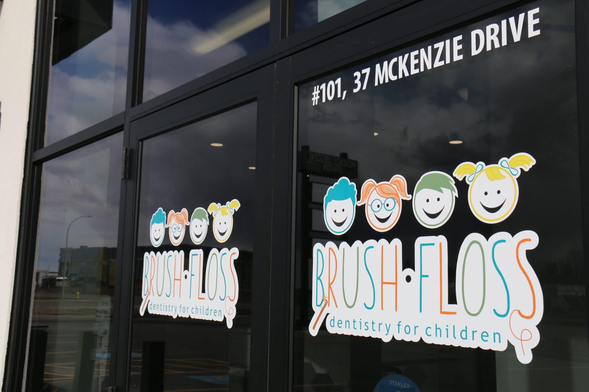 pediatric dentist in Red Deer-3
